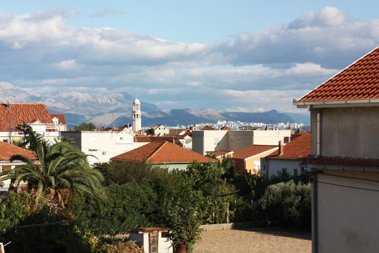 Apartments With A Parking Space Kastel Stafilic, Kastela - 5219 Esterno foto